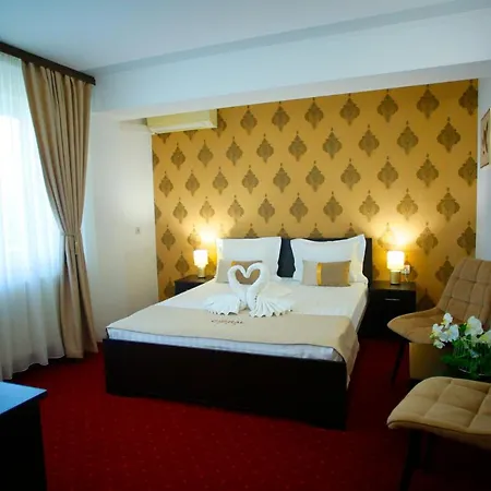 Pensionat Coral Mamaia Nord 3*