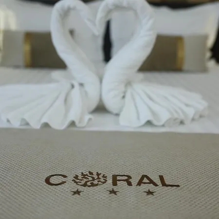 Casa Coral Mamaia Nord 3*