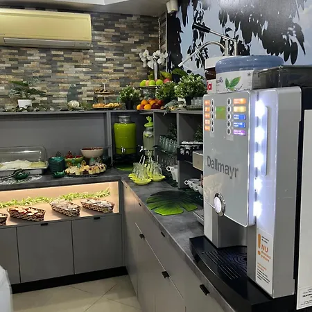 Casa Coral Mamaia Nord Gasthuis 3*